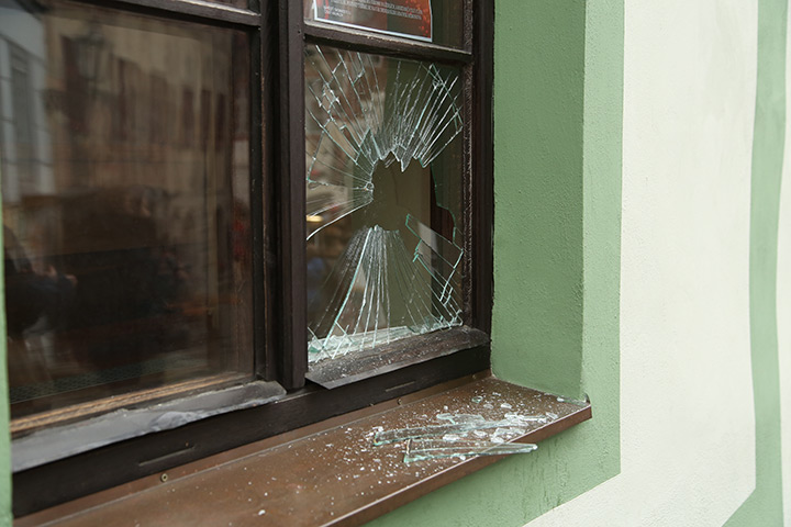 A2B Glass are able to board up broken windows while they are being repaired in Huntington.